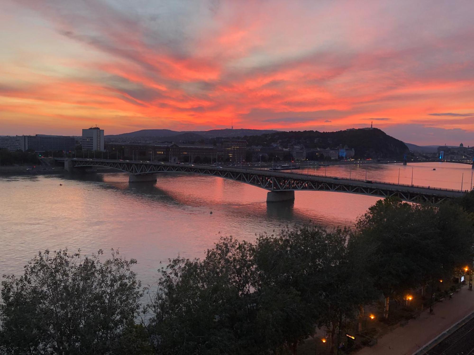 Danube Paradise Boedapest Buitenkant foto