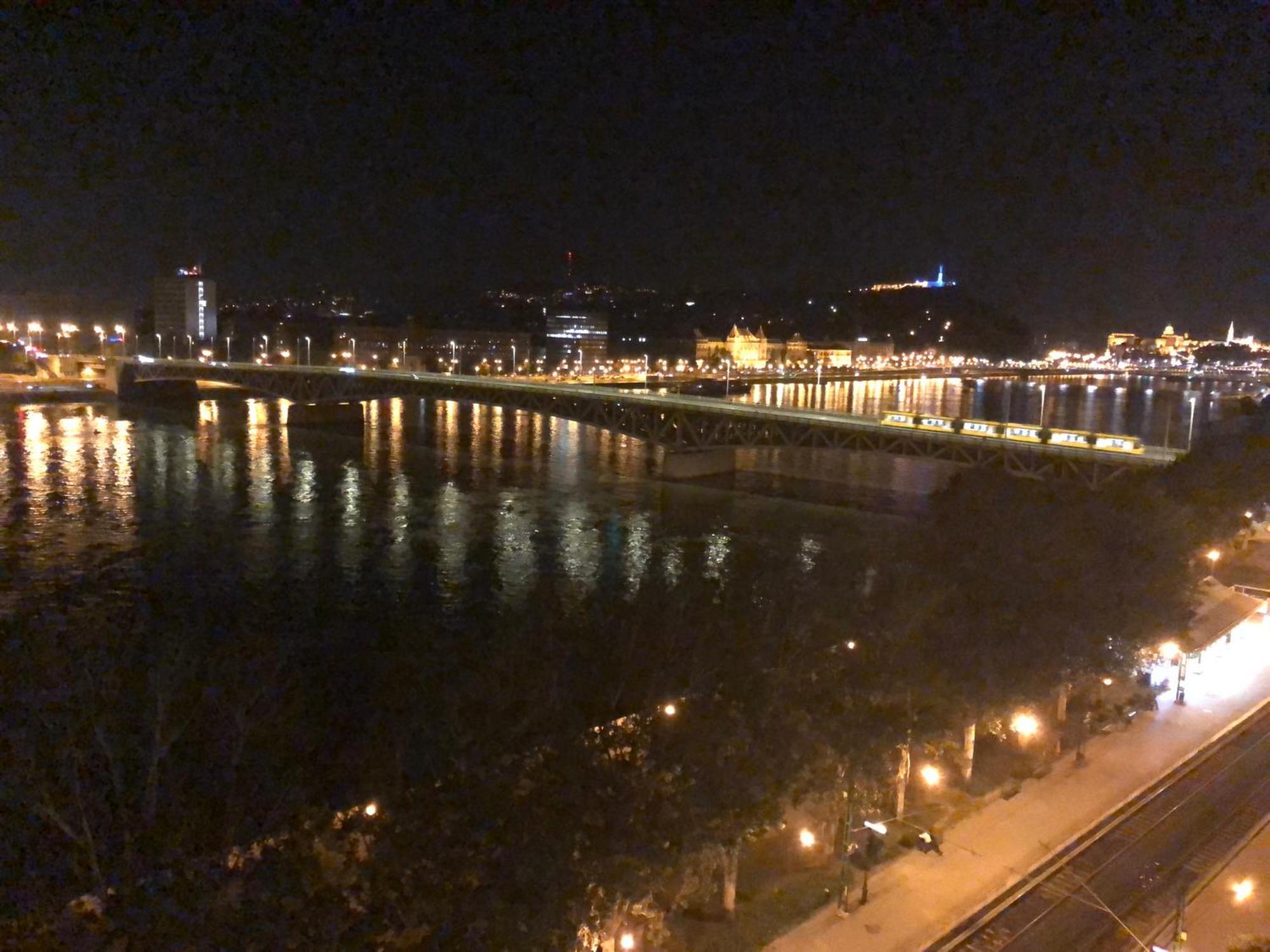 Danube Paradise Boedapest Buitenkant foto